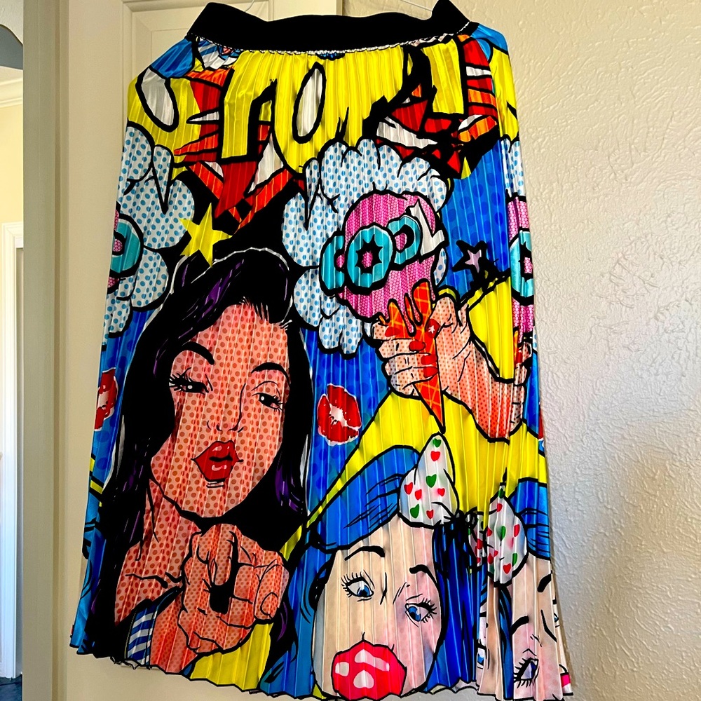 Comic print long skirt